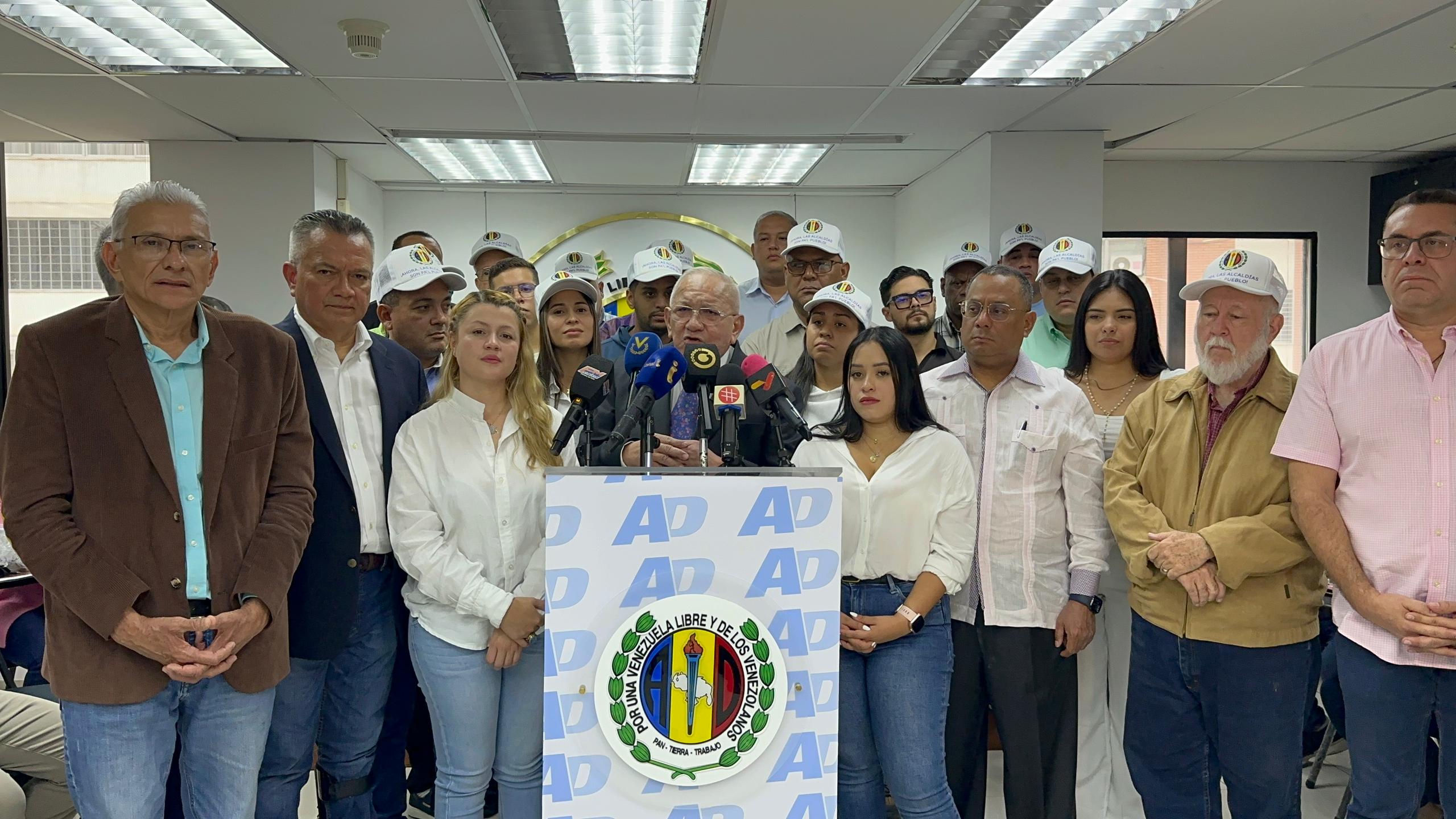 Bernabé Gutiérrez propone apoyar para la reelección a todos los alcaldes de oposición de cara al 27 de Julio