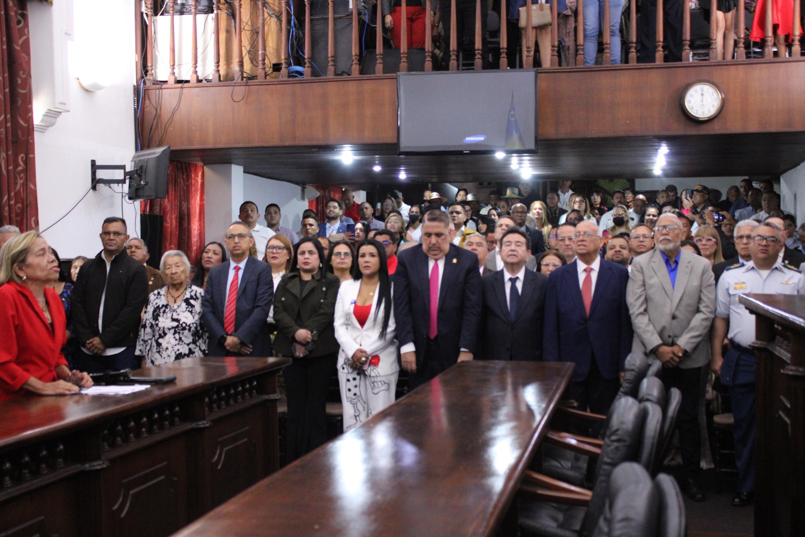‎Magdely Valbuena Muñoz: “Hoy volvió el pueblo a la Casa de las Leyes del Zulia”