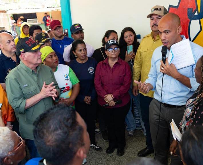 ¡En visita a la entidad!Ministro Héctor Rodríguez: “Veo a Maracaibo bonita y más limpia”