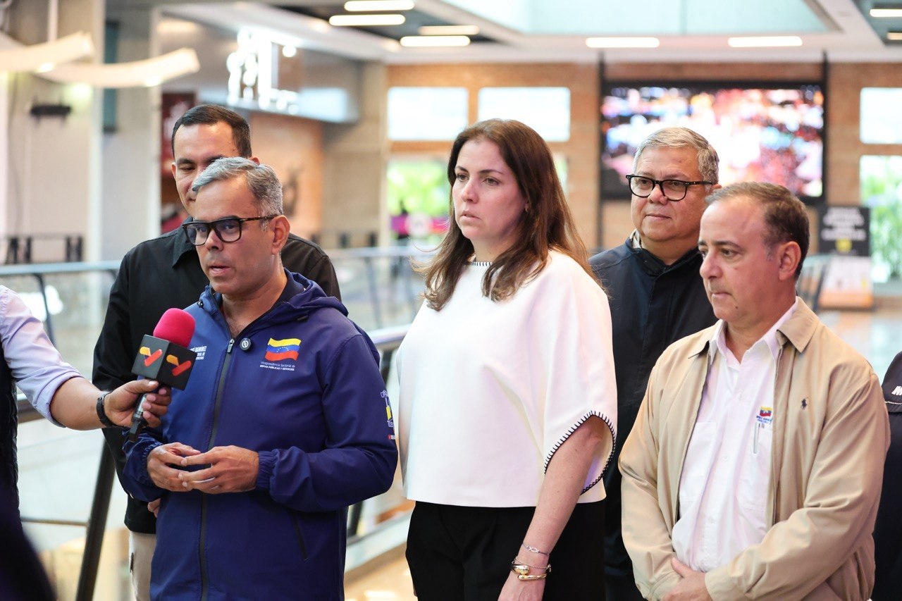 Activan Plan de Ahorro Energético en centros comerciales para reducir el consumo eléctrico