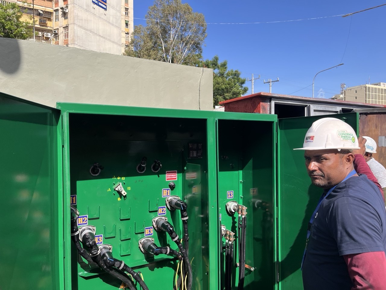 ‎Comerciantes agradecen la rápida respuesta‎Gobierno bolivariano restableció el servicio eléctrico en Ciudad Chinita