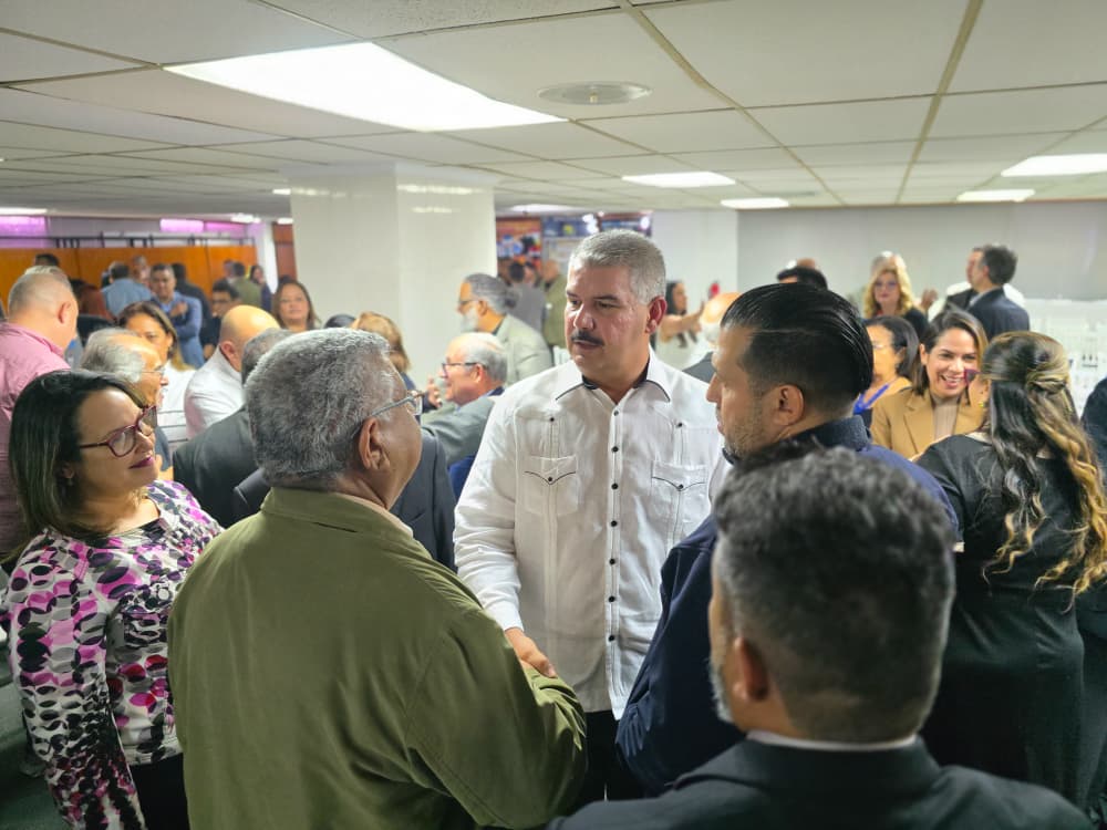Gobernador Luis Caldera promueve alianzas conel sector industrial para el desarrollo del Zulia