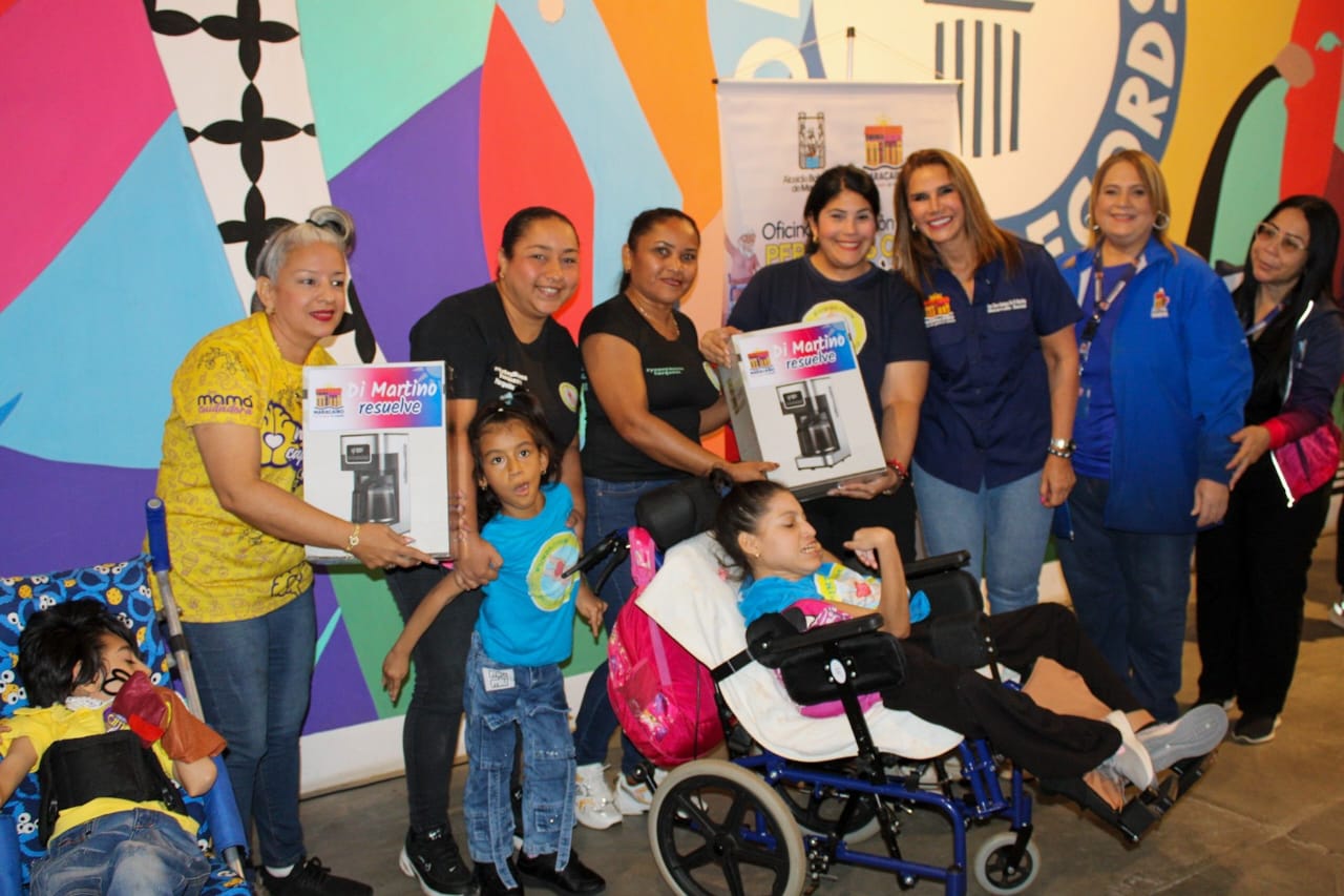 ¡Por una Maracaibo más humana e inclusiva! Alcaldía de Maracaibo entregó ayudas humanas a 57 niños y niñas con hidrocefalia, microcefalia y espina bífida