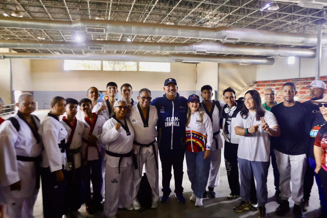 Gobernador Luis Caldera inicia recuperación del Complejo Deportivo Cuatricentenario