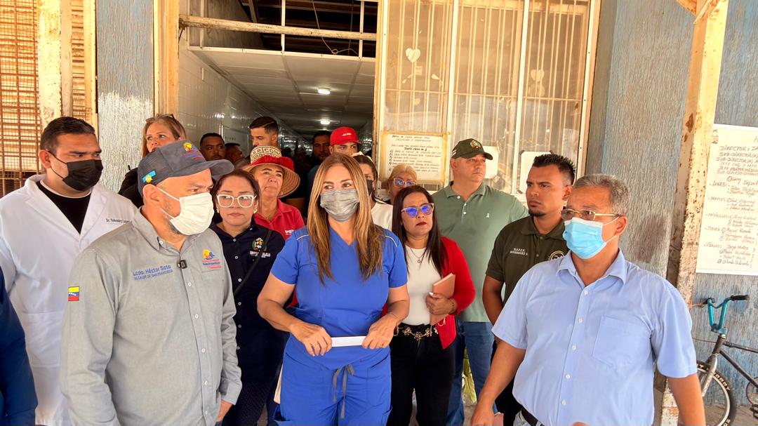 Alcalde Héctor Soto inicia plan de climatización y optimización del Hospital Dr. Manuel Noriega Trigo