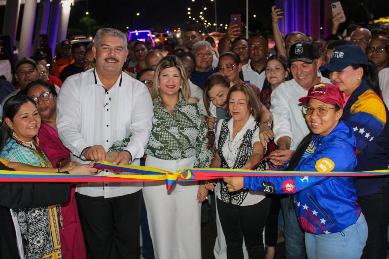 Di Martino resalta obra de la Gobernación“Rehabilitación de la C1 traerá desarrollo productivo para Maracaibo”.