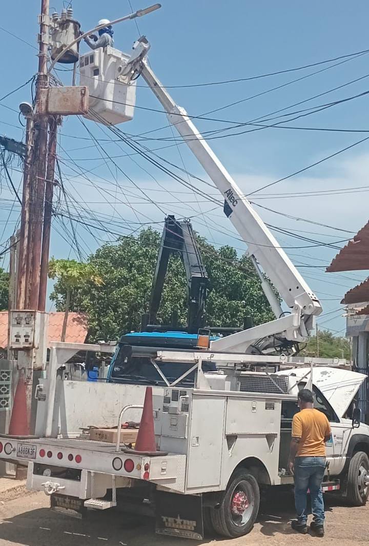 ¡Atención organizada y planificada! Plan Cayapa Eléctrico instala transformadores en las 18 parroquias de Maracaibo