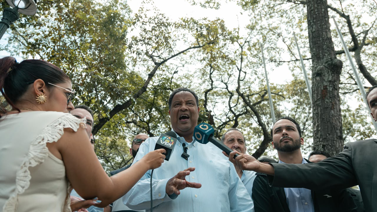 Rafael Ramírez Colina exige ante la Defensoría del Pueblo en Caracas atención a los racionamientos en el Zulia: “Es un asunto de derechos humanos”