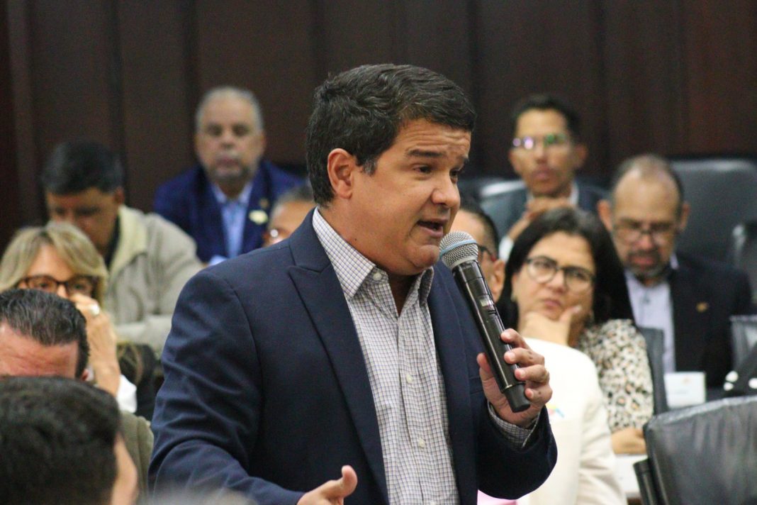 Diputado Luis Augusto Romero: «Rechazó el comentario de Donald Trump sobre Venezuela»