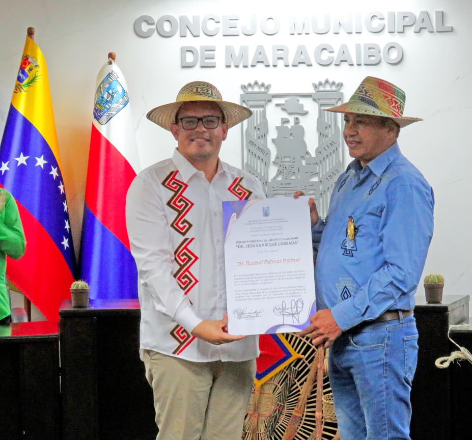 Honor a nuestras raíces: Concejo Municipal realiza Sesión Solemne por el Día de la Resistencia Indígena